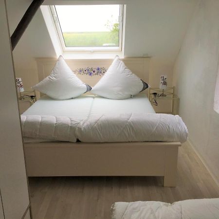 Marijanas Ferienhof 2, Urlaub Mit Viel Platz Zwischen Dornumersiel Und Bensersiel, Gehoert Zum Cafe Kunterbunt Holtgast エクステリア 写真